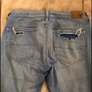 American eagle light denim ripped jeans